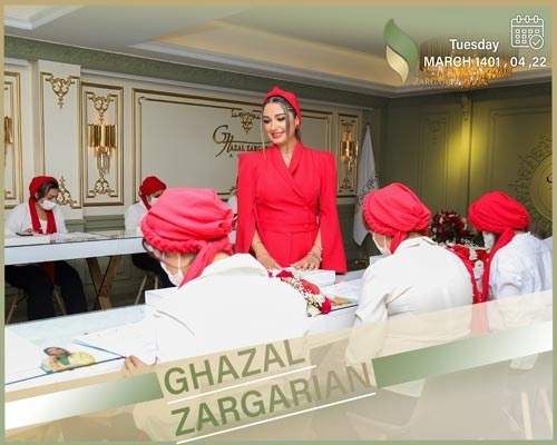 آموزش ریموو ابرو درآکادمی غزل زرگریان